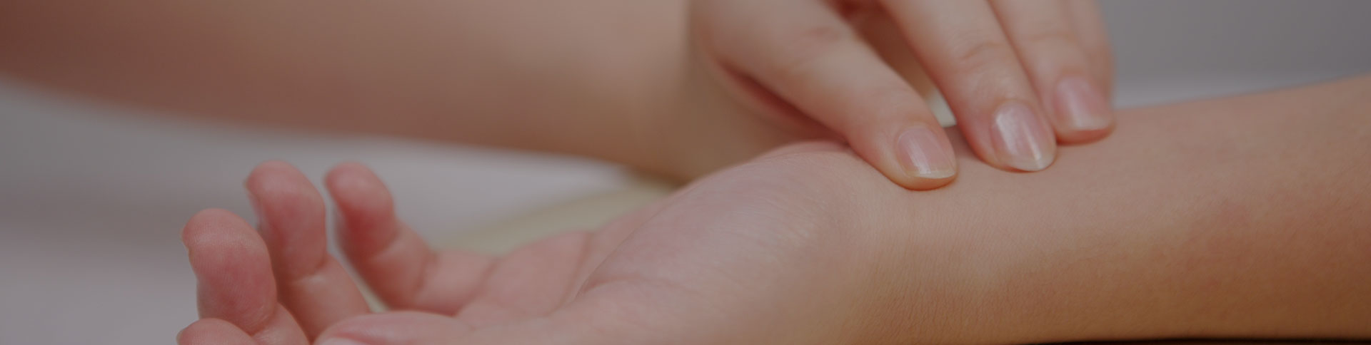 百草園中醫(yī)館-微信在線掛號平臺|一網天行-網站建設小程序APP系統(tǒng)軟件開發(fā)公司